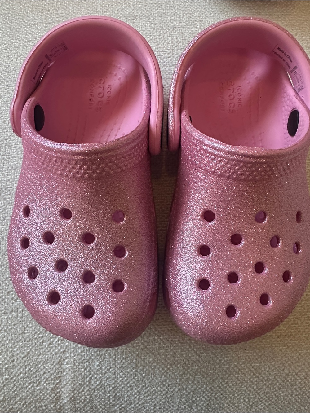 CROCS Kids Glitter Clog in Sparkling Pink